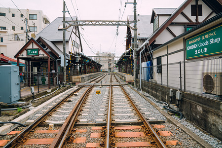 日本的火车道摄影图