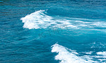 蓝色海水摄影图