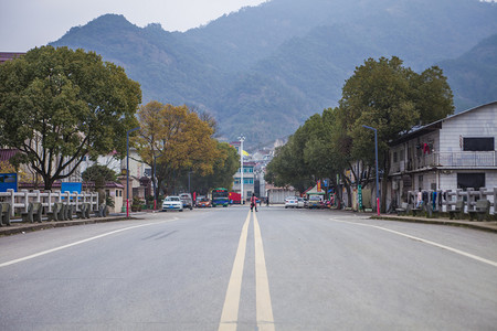 青色公益摄影照片_自然风光自然景观摄影图