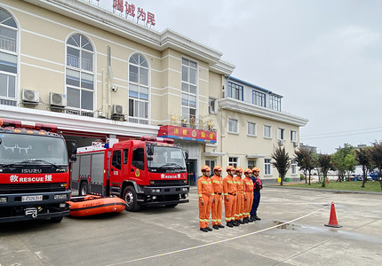 消防党徽摄影照片_消防人员摄影图