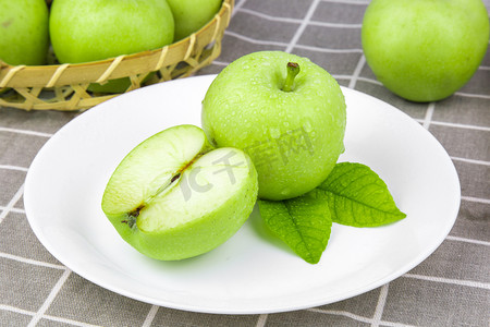 夏季青苹果水果摄影图