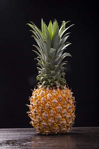 凤梨菠萝头菠萝叶子摄影图