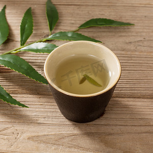 绿茶茶叶摄影照片_商图产品图之野生白茶绿茶茶叶摄影图配图