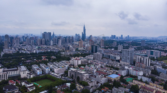 地标南京摄影照片_航拍南京紫峰大厦鼓楼摄影图