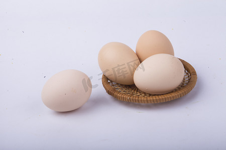  新鲜鸡蛋摄影图