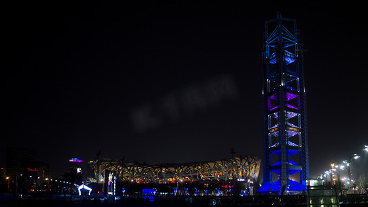 夜景建筑鸟巢玲珑塔摄影图