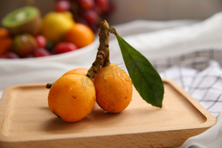 水果枇杷摄影图