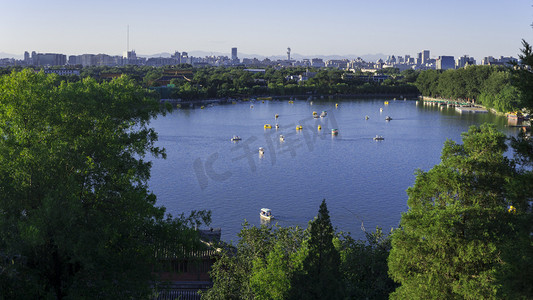 北海公园摄影照片_北京北海公园什刹海风景区湖泊摄影图