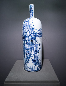 陶瓷花瓶摄影图