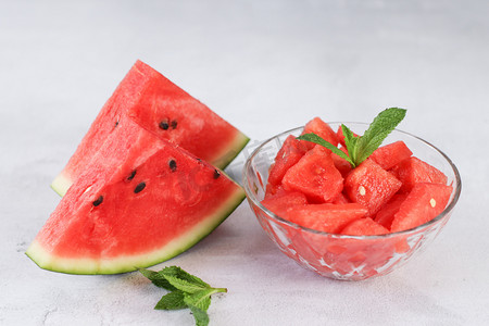 夏至夏天西瓜创意红色摄影图配图个人vip和企业vip免费下载西瓜和各