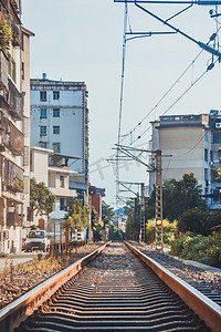 铁路铁轨摄影照片_铁路铁轨摄影图