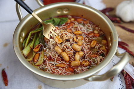 中式食物摄影照片_美食面条摄影图