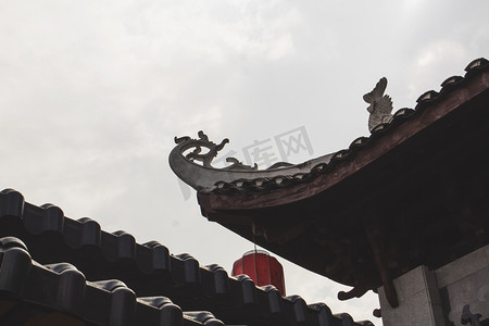 古建筑屋檐摄影照片_中国古典风格建筑商用摄影图