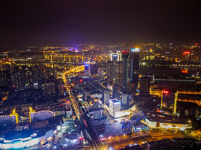 霓虹夜景摄影照片_城市夜景大气cbd航拍图摄影图