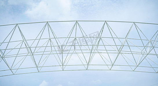 几何钢铁建筑摄影图