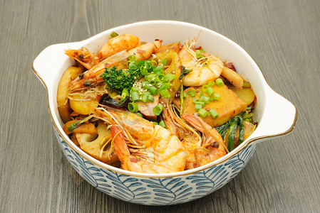 美食干锅大虾摄影图