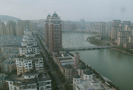 城市建筑俯拍自然风景摄影图