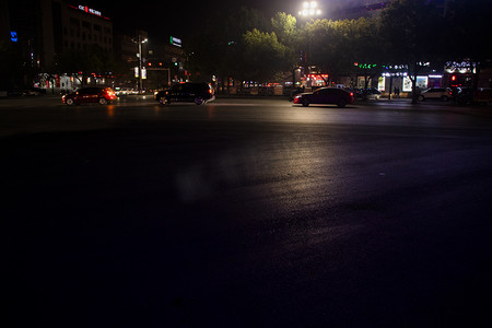 夜景房子灯光摄影照片_城市夜景摄影图