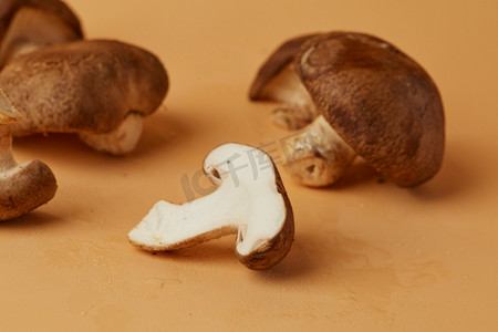 蘑菇干货食材摄影图