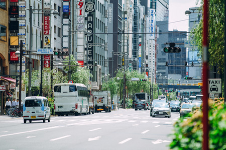 马路汽车