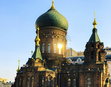 复古教堂摄影照片_哈尔滨复古圆顶教堂摄影图