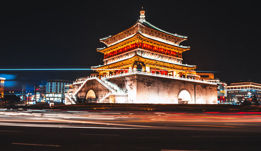 夜景车流摄影照片_西安钟楼夜景摄影图