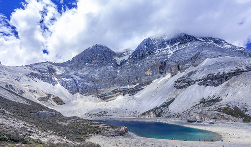 木雅圣地折多山高原雪山摄影图