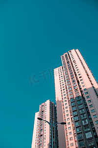 蓝天与楼宇摄影图