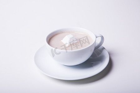 糖块咖啡摄影照片_热饮糖块咖啡饮品摄影图 