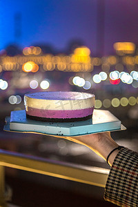 生日快乐蛋糕摄影照片_蛋糕摄影图