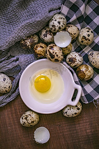 蛋制品鹌鹑蛋摄影图