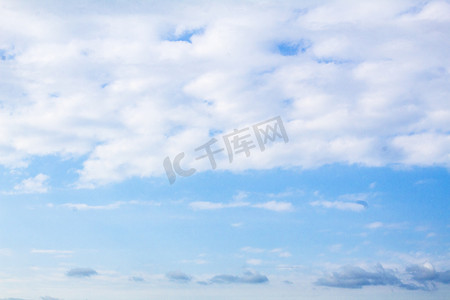 纯净摄影照片_纯净蓝天白云自然风景摄影图