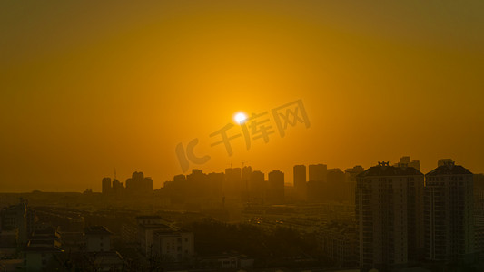 城市日落摄影图