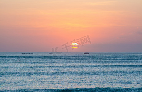 日落大海摄影照片_金巴兰夕阳摄影图