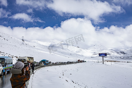 雪山风景摄影图