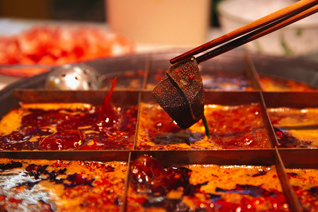 餐饮摄影照片_重庆火锅毛肚摄影图