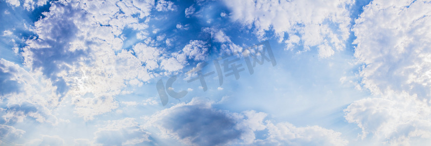 云层摄影照片_壮观天空云层天空自然风景摄影图