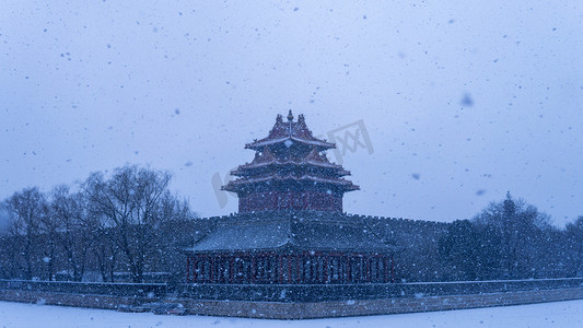 天津雪景摄影照片_北京故宫角楼雪景摄影图