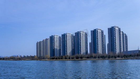 写字楼风景摄影照片_城市风景之沿海高楼摄影图