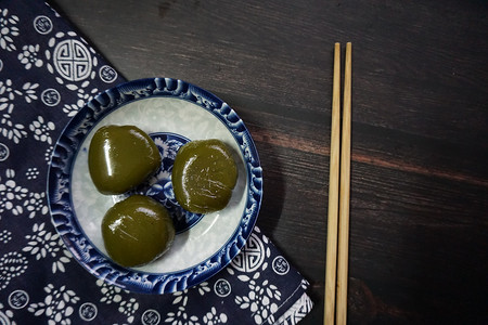 清明节食物摄影照片_清明节青团美食摄影