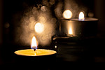 蜡烛烛光摄影图