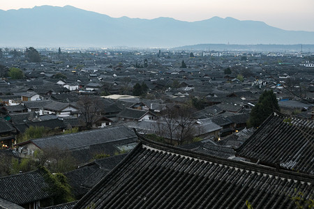 丽江古镇摄影照片_城市建筑古朴城镇摄影图