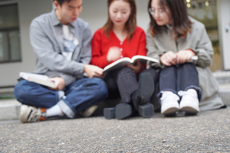 开学季学生图摄影照片_大学校园学习生活摄影图