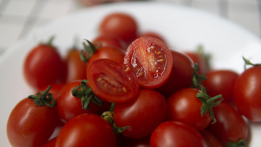 西红柿番茄摄影照片_水果小番茄千禧果圣女果摄影图