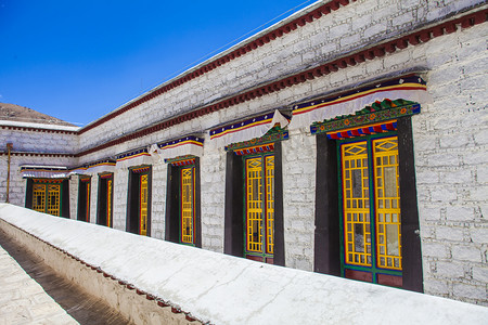 西藏特色房子特写摄影图