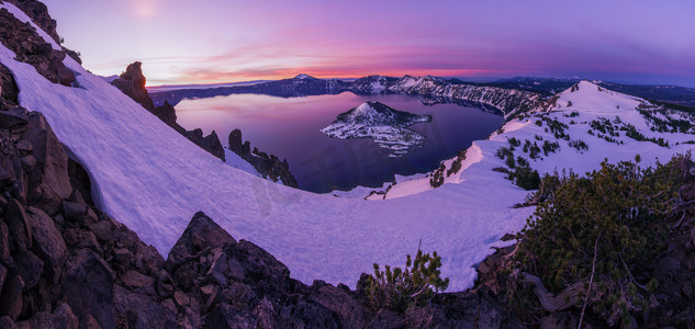 雪山湖泊摄影照片_广角摄影晚霞雪山山川摄影图