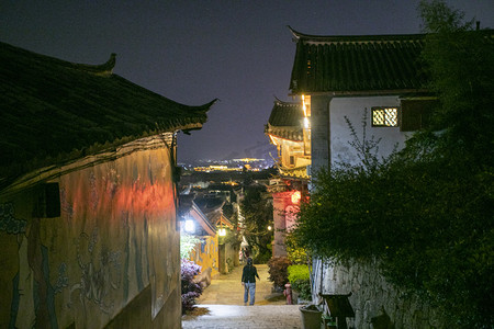 云南丽江摄影摄影照片_古城夜景城市夜景摄影图