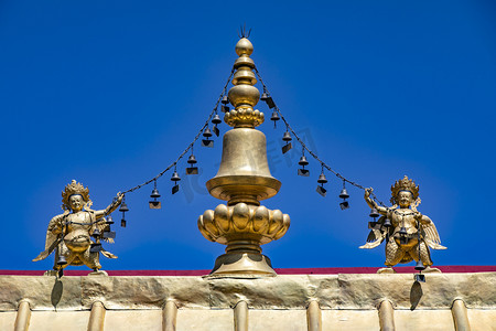 西藏寺院建筑景观摄影图