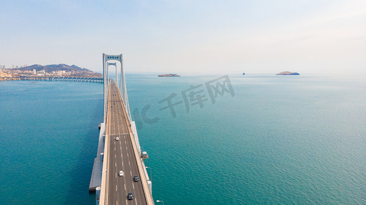 紫金大桥摄影照片_航拍星海湾大桥车流摄影图