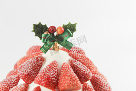 圣诞节草莓蛋糕摄影图